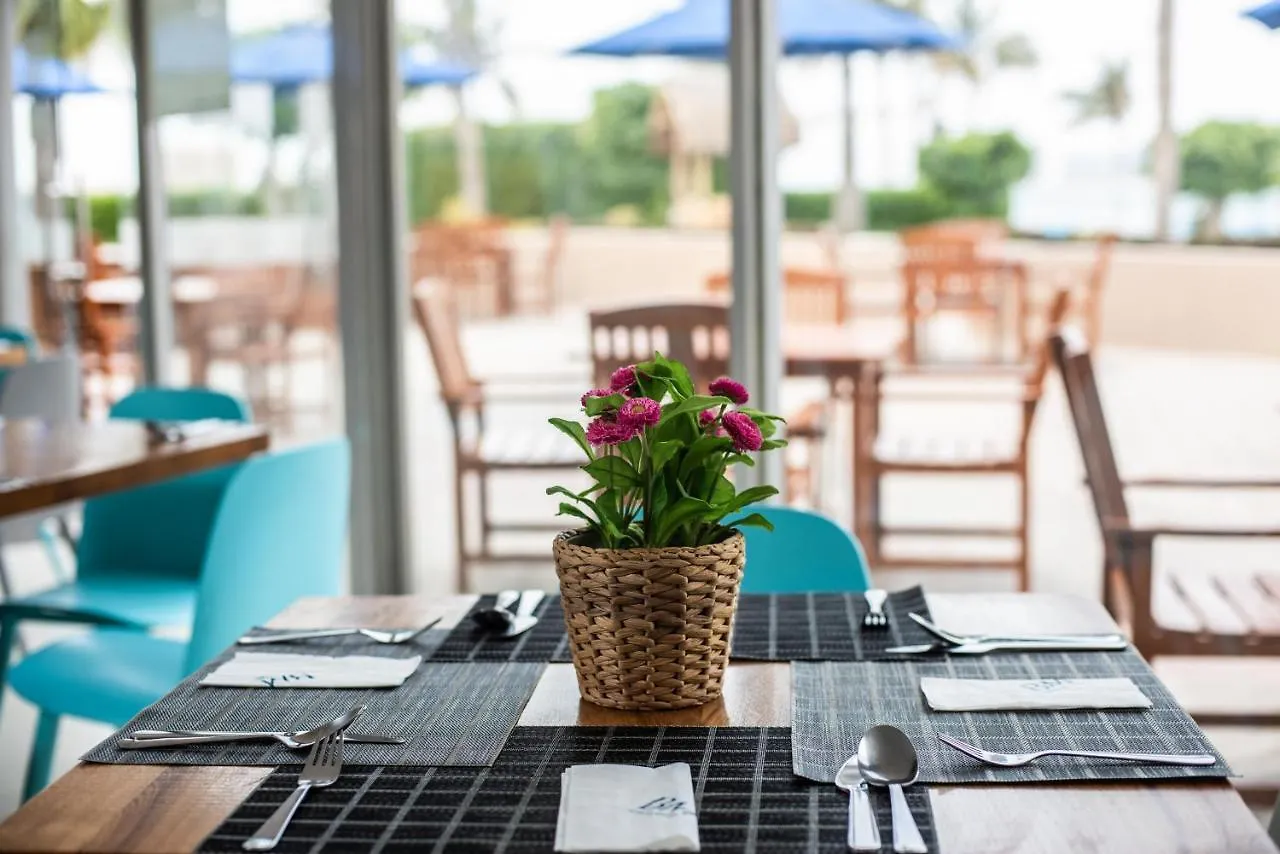 Bm Beach Resort Ras al-Khaimah 4*,